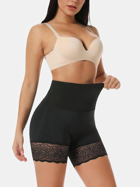 Alix - Shorty Sculptant en Dentelle
